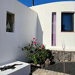 Centro Ave Fenix Tatil Evi Femés