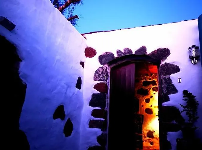 Centro Ave Fenix Femés